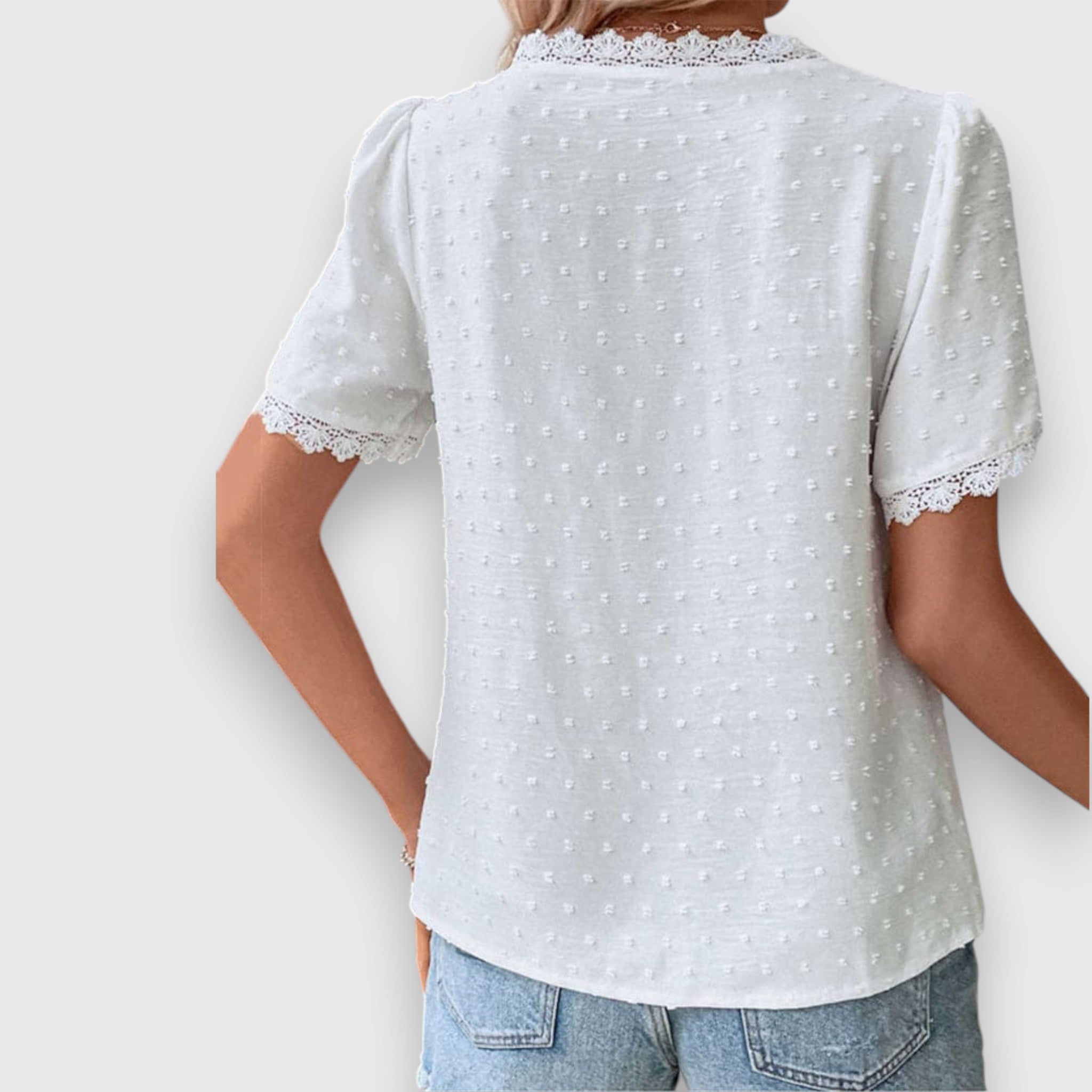 Wassa | Bluse med blonde